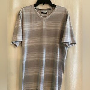 men’s small v-neck grey tshirt